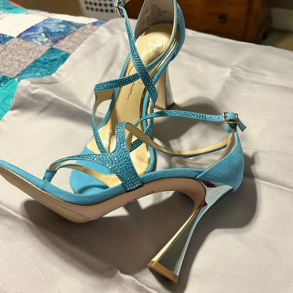 Jessica Simpson heels 👠 - Picture 1 of 4